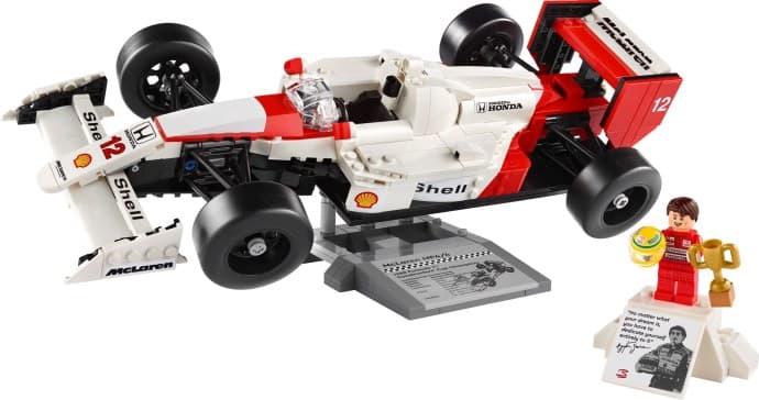 Imagen de McLaren MP4/4 y Ayrton Senna